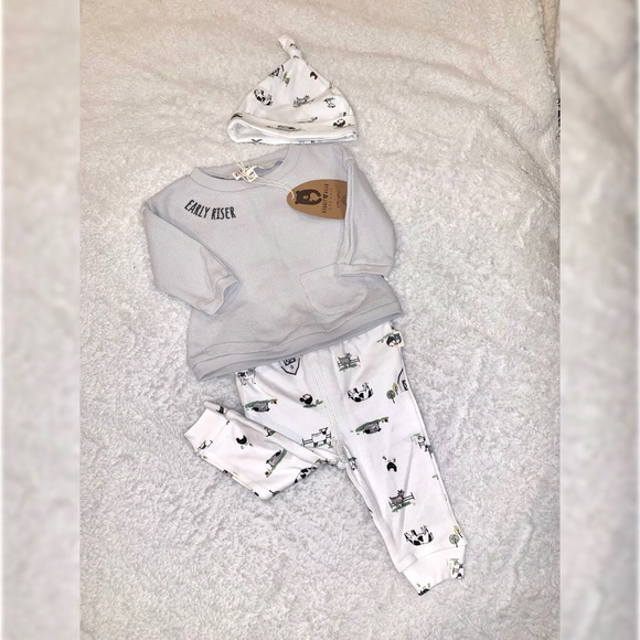 NEW Winter outfit Rabbit & Bear 0/3 & 3/6 Month, Waffle Knit Winter Farm animals - Picture 3 of 10